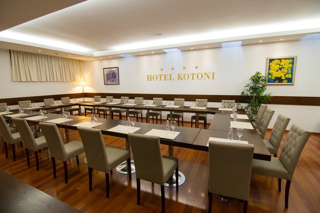 Boutique Hotel Kotoni Тирана Екстер'єр фото